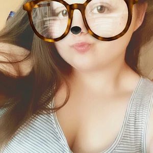 Meet your Posher, Eliza